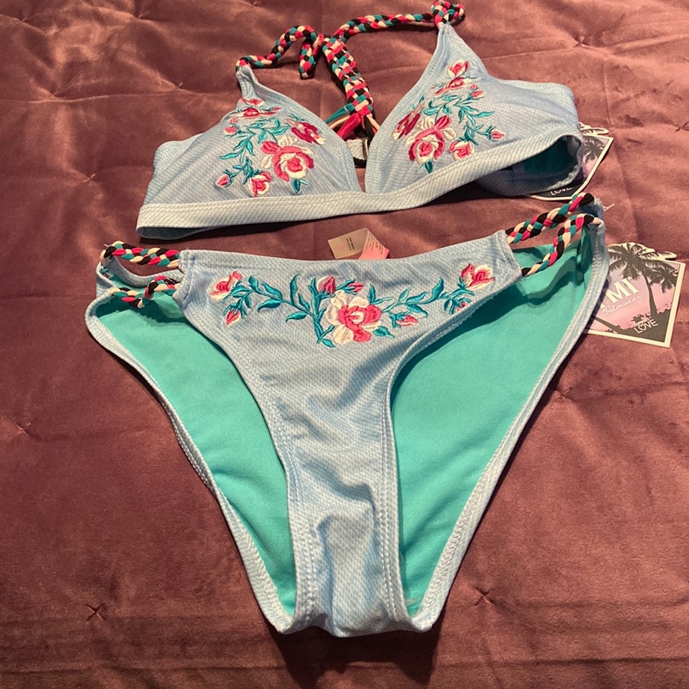 Y M I swimwear